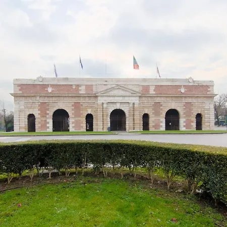 Residenza Bacco - Porta Nuova Daire